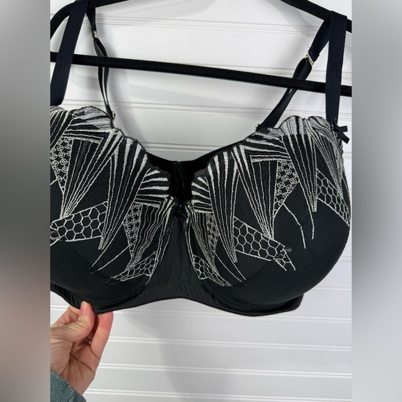 Cacique Lane Bryant Boost Balconette black and white bra. Full Figure size 40DDD - Picture 2 of 11